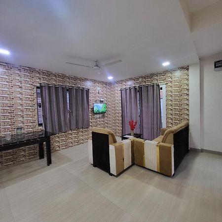 The Perfect Stays Para Disco Big Pool Cricket Turf Villa Lonavala Bagian luar foto