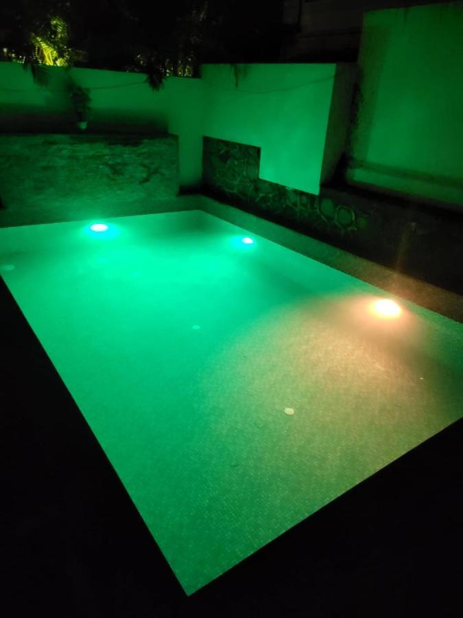 The Perfect Stays Para Disco Big Pool Cricket Turf Villa Lonavala Bagian luar foto