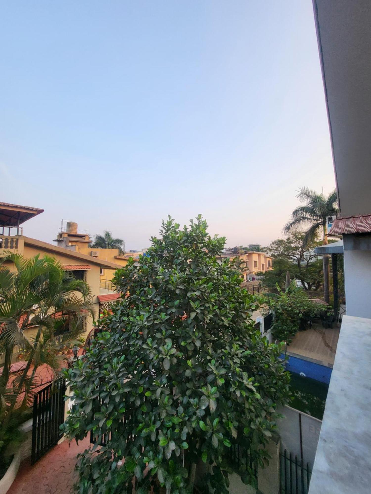 The Perfect Stays Para Disco Big Pool Cricket Turf Villa Lonavala Bagian luar foto