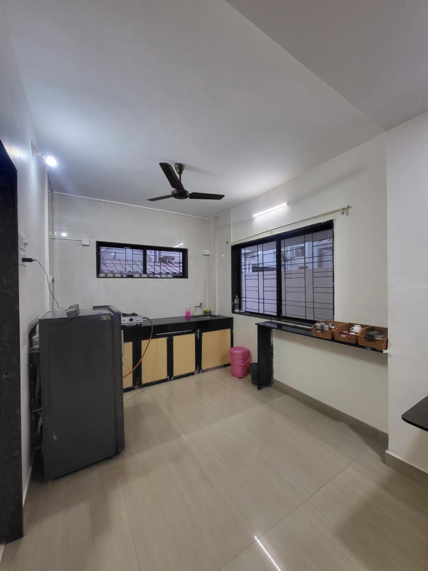 The Perfect Stays Para Disco Big Pool Cricket Turf Villa Lonavala Bagian luar foto