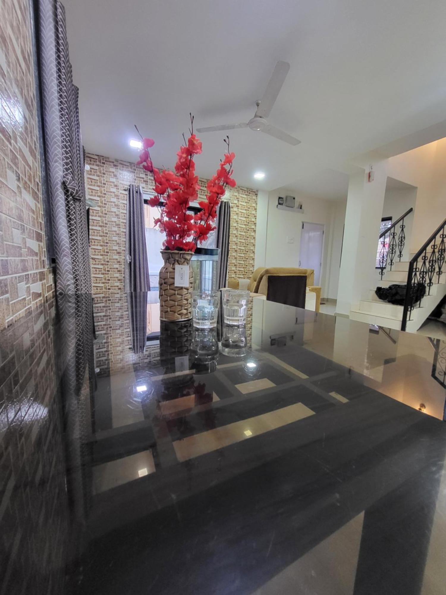 The Perfect Stays Para Disco Big Pool Cricket Turf Villa Lonavala Bagian luar foto